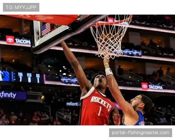 独行侠主场技术台出现短暂计时故障，比赛中断约五分钟