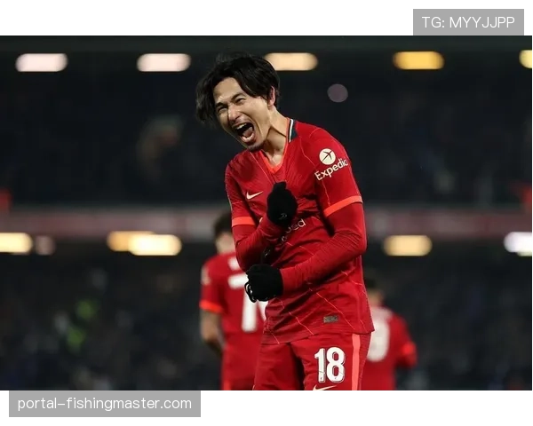 摩纳哥3-2逆转朗斯，南野拓实绝杀助球队重返欧战区